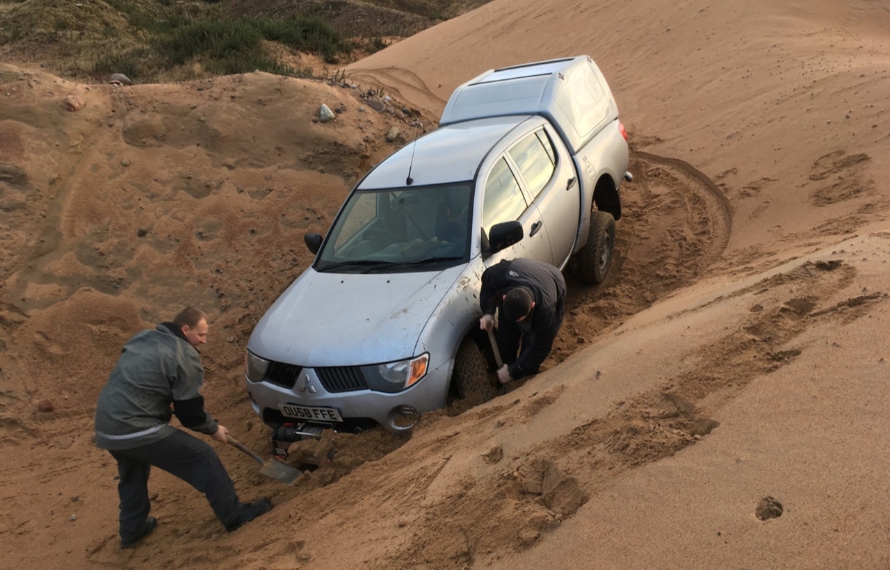 Trainees undertaking vehicle recovery